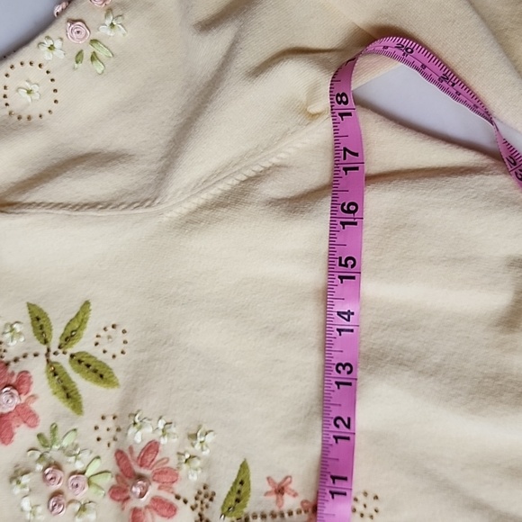 NWOT Roper yellow embroidered cardigan size large - Picture 13 of 17
